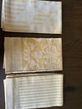 Pardi Tesitura (Umbrian artisan linen) guest towels, set of 3